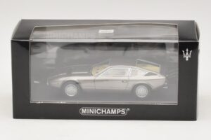 Maserati Khamsin Grey Metallic Minichamps 1:43 437123220 Metal — zdjęcie 4 z 4