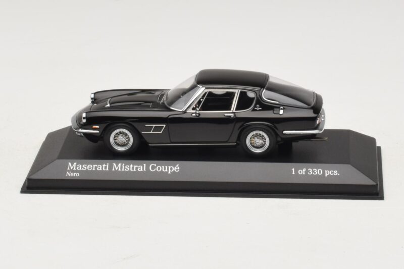 Maserati Mistral Czarny Minichamps 1:43 437123421 Metal