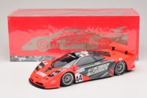 McLaren F1 GTR Lark #44 Tsuchiya / Ayles 24 Hours of Le Mans 1997 Minichamps 1:18 530133744 Metal — zdjęcie 8 z 8