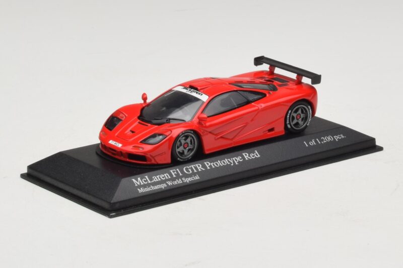 McLaren F1 GTR Prototype World Special Czerwony Minichamps 1:43 MCLAREN007 Metal