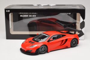 McLaren MP4-12C GT3 Czerwony 2013 Minichamps 1:18 151121392 Metal — zdjęcie 6 z 6