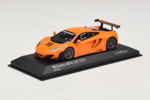 McLaren MP4-12C GT3 Street Pomarańczowy Minichamps 1:43 437121399 Metal — zdjęcie 2 z 4