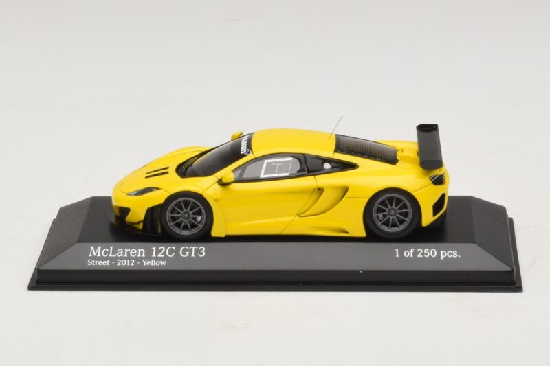 McLaren MP4-12C GT3 Street Żółty Minichamps 1:43 437121396 Metal