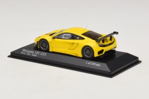 McLaren MP4-12C GT3 Street Żółty Minichamps 1:43 437121396 Metal — zdjęcie 3 z 4