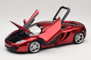 McLaren MP4-12C Czerwony Metalik Minichamps 1:18 110133022 Metal — zdjęcie 2 z 8