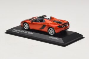 McLaren MP4-12C Spider Pomarańczowy Metalik Minichamps 1:43 530133030 Metal — zdjęcie 3 z 4