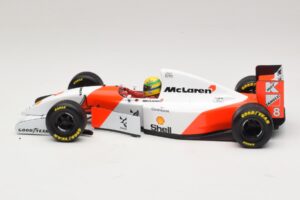 McLaren MP4/8 Ford #8 A. Senna Winner European GP 1993 Minichamps 1:18 540931818 Metal — zdjęcie 4 z 7