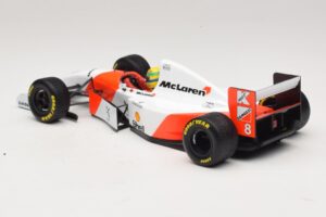 McLaren MP4/8 Ford #8 A. Senna Winner European GP 1993 Minichamps 1:18 540931818 Metal — zdjęcie 5 z 7