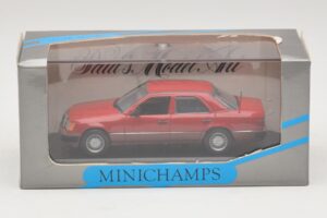 Mercedes 300D W124 Turbo Czerwony Minichamps 1:43 3210 Metal — zdjęcie 4 z 4