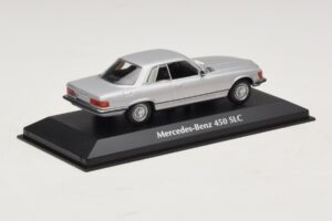 Mercedes 450 SLC C107 Srebrny Maxichamps 1:43 940033421 Metal — zdjęcie 2 z 4