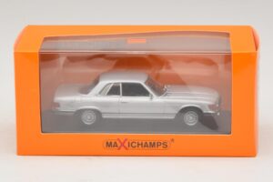 Mercedes 450 SLC C107 Srebrny Maxichamps 1:43 940033421 Metal — zdjęcie 4 z 4