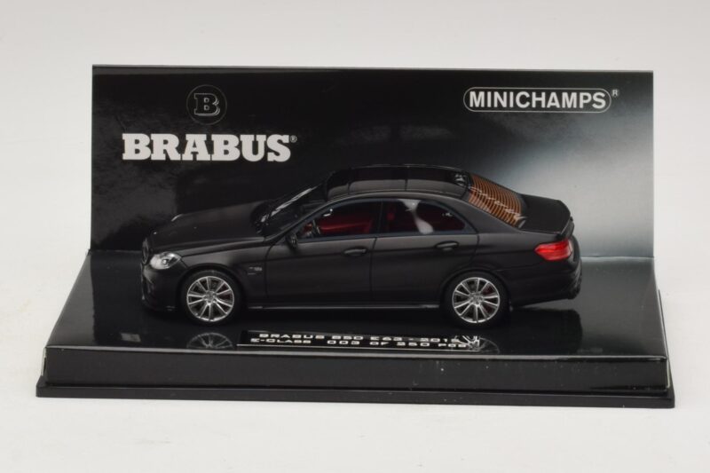 Mercedes Brabus 850 E63 W212 Czarny Matowy Minichamps 1:43 Mercedes Brabus 850 E63 W212 Czarny Matowy Minichamps 1:43 437034101 Metal