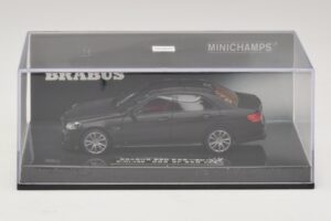 Mercedes Brabus 850 E63 W212 Czarny Matowy Minichamps 1:43 437034101 Metal — zdjęcie 4 z 5