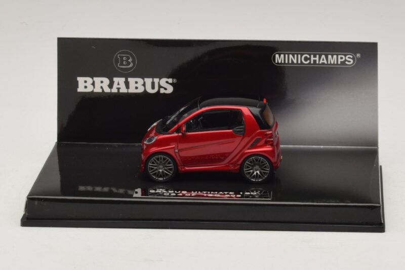 Mercedes Brabus Ultimate 120 Czerwony Minichamps 1:43 Mercedes Brabus Ultimate 120 Czerwony Minichamps 1:43 437032701 Metal