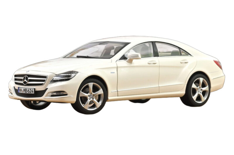 Mercedes CLS C218 Coupe Brilliant White Metallic Norev 1:18 Mercedes CLS C218 Coupe Brilliant White Metallic Norev 1:18 183943 Metal