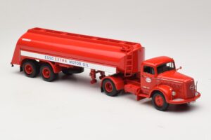 Mercedes LS315 Tanksattelzug Esso Minichamps 1:43 499034770 Metal — zdjęcie 4 z 6