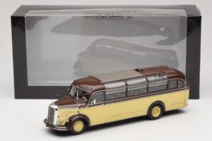 Mercedes O 3500 Autobus Sadar Minichamps 1:43 439360010 Metal — zdjęcie 6 z 6