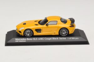 Mercedes SLS AMG C197 Black Series Złoty Minichamps 1:43 437033022 Metal