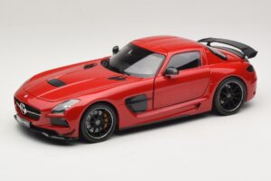 Mercedes SLS AMG C197 Black Series Czerwony Minichamps 1:18 110033022 Metal