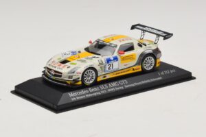 Mercedes SLS AMG GT3 #21 Rowe Racing Hartung / Heyer Nurburgring 24 Hours 2013 Minichamps 1:43 410133221 Metal — zdjęcie 2 z 4
