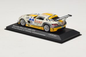 Mercedes SLS AMG GT3 #23 Rowe Racing Arnold / Roloff Nurburgring 24 Hours 2013 Minichamps 1:43 410133223 Metal — zdjęcie 3 z 4