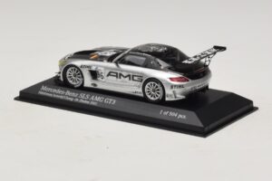 Mercedes SLS AMG GT3 #96 M. Hakkinen / R. Arnold 6 Hours of Zhuhai 2011 Minichamps 1:43 410113296 Metal — zdjęcie 3 z 4