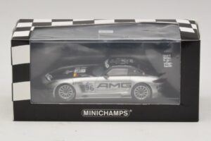 Mercedes SLS AMG GT3 #96 M. Hakkinen / R. Arnold 6 Hours of Zhuhai 2011 Minichamps 1:43 410113296 Metal — zdjęcie 4 z 4