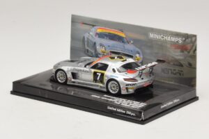 Mercedes SLS AMG GT3 #7 Black Falcon Jager / Seyffarth 24 Hours of Dubai 2011 Minichamps 1:43 437110307 Metal — zdjęcie 3 z 5
