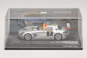 Mercedes SLS AMG GT3 #7 Black Falcon Jager / Seyffarth 24 Hours of Dubai 2011 Minichamps 1:43 437110307 Metal — zdjęcie 4 z 5