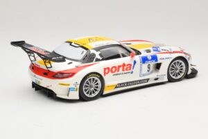 Mercedes SLS AMG GT3 #9 B. Schneider / J. Bleekemolen Black Falcon 24 Hours of Nurburgring Winner 2013 Minichamps 1:18 151133 — zdjęcie 2 z 6