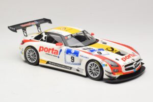 Mercedes SLS AMG GT3 #9 B. Schneider / J. Bleekemolen Black Falcon 24 Hours of Nurburgring Winner 2013 Minichamps 1:18 151133 — zdjęcie 4 z 6