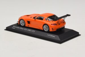 Mercedes SLS AMG GT3 Street Orange Minichamps 1:43 410113204 Metal — zdjęcie 3 z 4