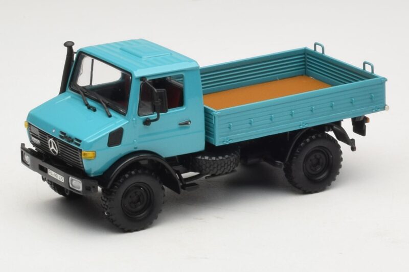 Mercedes Unimog 1300 L Samochód Skrzyniowy Niebieski Minichamps 1:43 439033020 Metal
