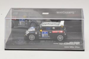 Mini Cooper Dörr Motorsport #139 Hahn / Holoch 24 Hours of Nürburgring 2011 Minichamps 1:43 437112139 Metal — zdjęcie 4 z 5