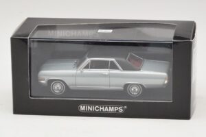 Opel Diplomat A V8 Coupe Srebrny Minichamps 1:43 400048020 Metal — zdjęcie 4 z 4
