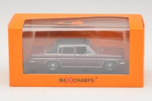 Opel Diplomat B Ciemnoczerwony Maxichamps 1:43 940046071 Metal — zdjęcie 4 z 4