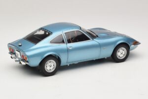Opel GT Blue Metallic Minichamps 1:18 180049030 Metal — zdjęcie 3 z 8