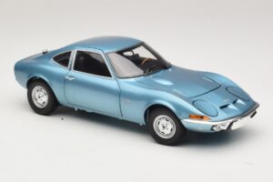 Opel GT Blue Metallic Minichamps 1:18 180049030 Metal — zdjęcie 6 z 8