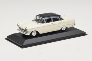 Opel Kapitan A Biały Minichamps 1:43 400048000 Metal — zdjęcie 2 z 4