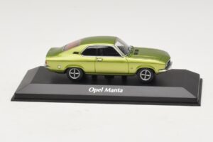 Opel Manta A Zielony Metalik Maxichamps 1:43 940045501 Metal