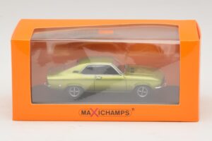 Opel Manta A Zielony Metalik Maxichamps 1:43 940045501 Metal — zdjęcie 4 z 4