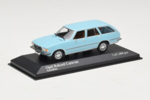 Opel Rekord D Caravan Jasnoniebieski Minichamps 1:43 400044014 Metal — zdjęcie 2 z 4