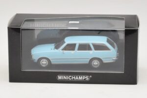 Opel Rekord D Caravan Jasnoniebieski Minichamps 1:43 400044014 Metal — zdjęcie 4 z 4
