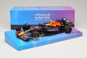 Oracle Red Bull Racing RB18 #11 S. Perez Miami GP 2022 Minichamps 1:18 113220511 Metal — zdjęcie 7 z 7