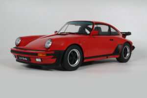 Porsche 911 930 Turbo 3.3 India Red GT Spirit 1:8 GTS802301 Żywica