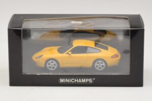 Porsche 911 991 Carrera Żółty Minichamps 1:43 410060221 Metal — zdjęcie 4 z 4