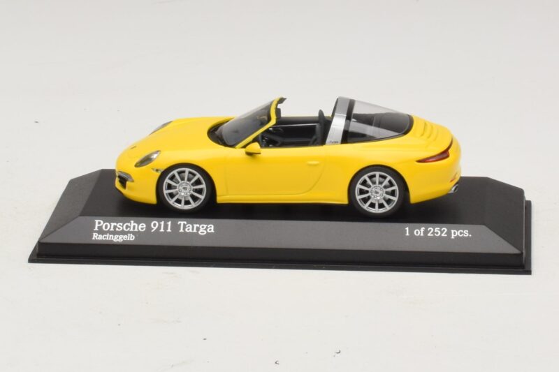 Porsche 911 991 Targa Żółty Minichamps 1:43 Porsche 911 991 Targa Żółty Minichamps 1:43 410062441 Metal