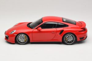Porsche 911 991 Turbo S Czerwony Minichamps 1:18 110062320 Metal — zdjęcie 4 z 8