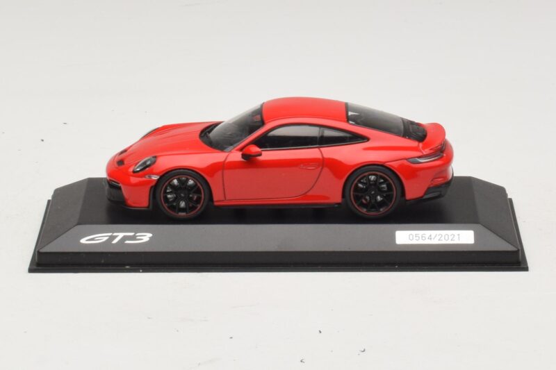 Porsche 911 992 GT3 Touring Czerwony Minichamps 1:43 WAP02012617-R1 Metal