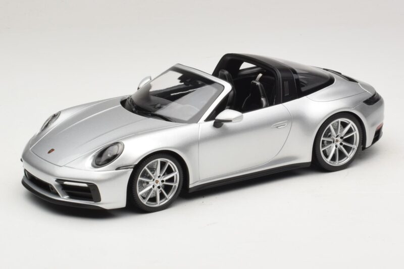 Porsche 911 992 Targa 4 GTS Srebrny Minichamps 1:18 WAP0211460RTRG Metal